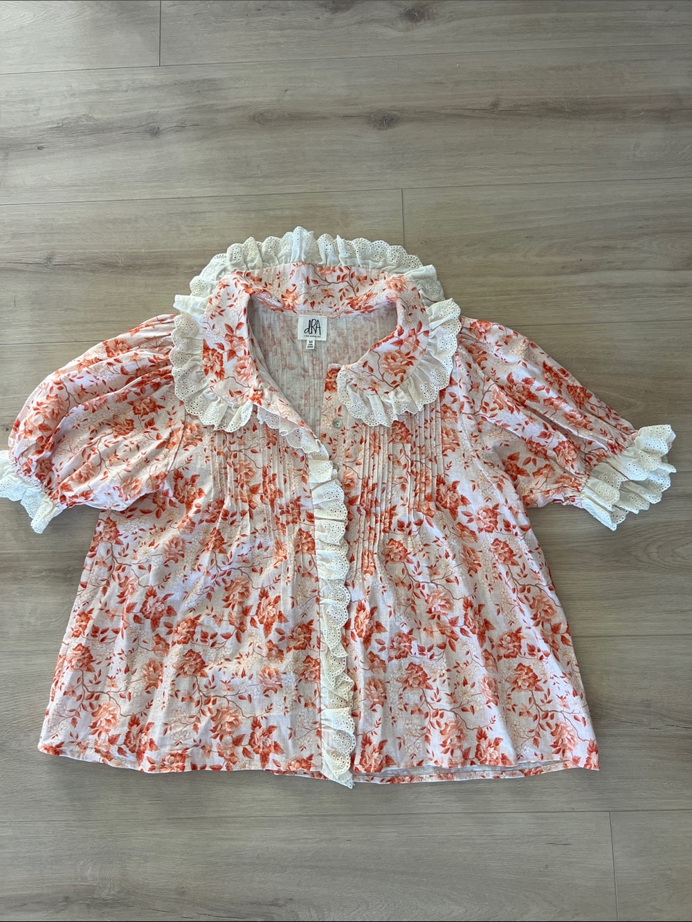 DRA Los Angeles Floral Ruffle Button-Front Top - Orange Floral M